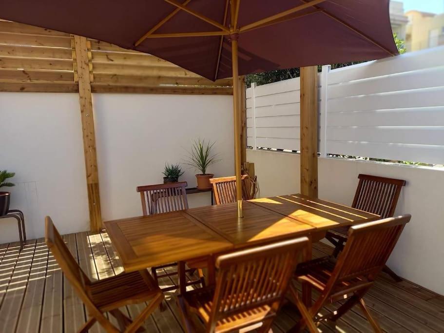 Appartement 100 M2 Terrasse Piscine Gruissan Exteriör bild