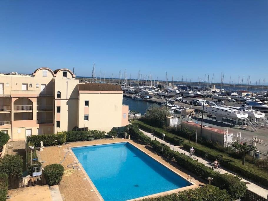 Appartement 100 M2 Terrasse Piscine Gruissan Exteriör bild